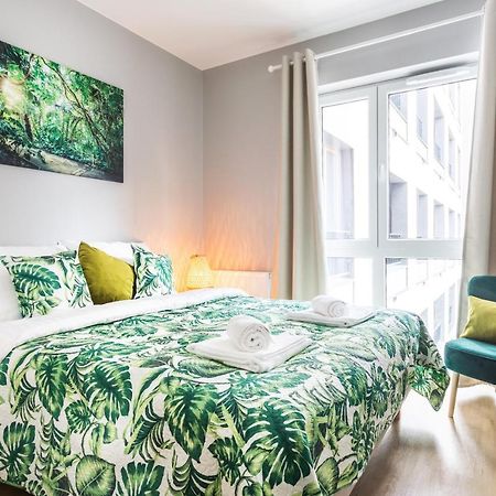 H2 Apartment- Gasiorowskich 4 - Parking Podziemny - Self Check In 24H - Mtp Targi - Pkp - Sklep Netto W Budynku Познан Екстериор снимка