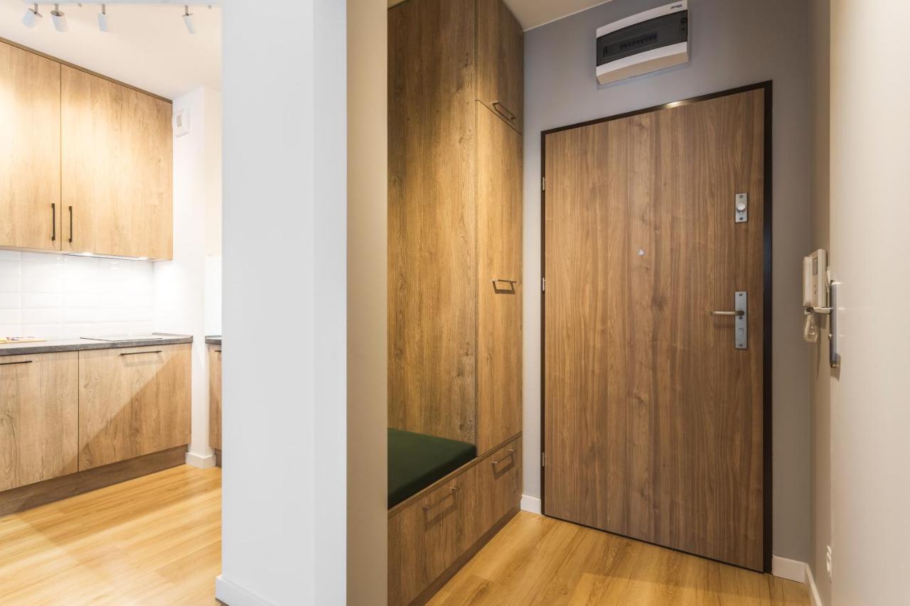 H2 Apartment- Gasiorowskich 4 - Parking Podziemny - Self Check In 24H - Mtp Targi - Pkp - Sklep Netto W Budynku Познан Екстериор снимка